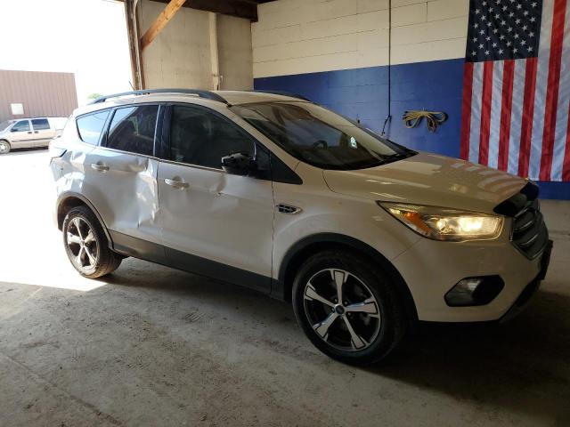 Photo 4 from auction – 2018 FORD ESCAPE with VIN 1FMCU9HD6JUA23379