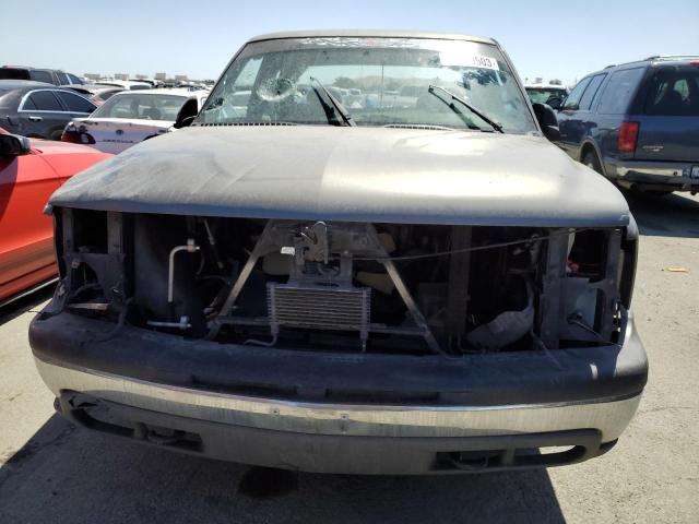 Photo 5 from auction – 2002 CHEVROLET SILVERADO with VIN 2GCEK19TX21237265