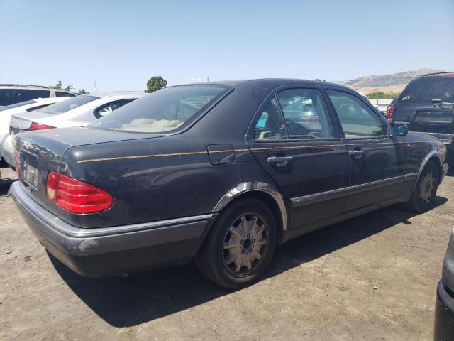 Photo 3 from auction – 1996 MERCEDES-BENZ E 320 with VIN WDBJF55F3TJ013948