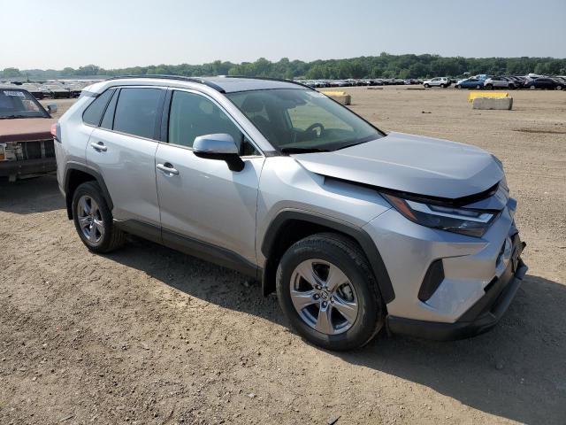 Photo 4 from auction – 2023 TOYOTA RAV4 XLE with VIN JTMP1RFV6PD096450