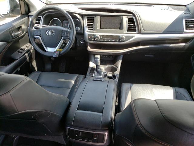 Photo 8 from auction – 2019 TOYOTA HIGHLANDER with VIN 5TDKZRFH9KS332762