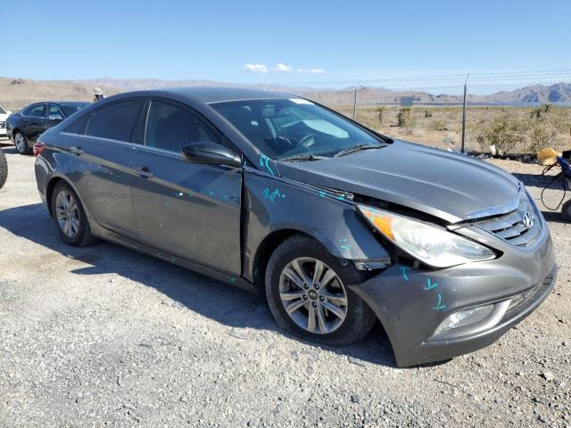 Photo 4 from auction – 2013 HYUNDAI SONATA GLS with VIN 5NPEB4AC4DH744614