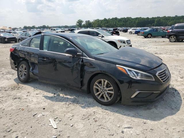 Photo 4 from auction – 2017 HYUNDAI SONATA SE with VIN 5NPE24AF3HH451979