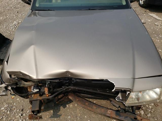 Photo 11 from auction – 2002 MERCURY GRAND MARQ with VIN 2MEFM75W12X611467