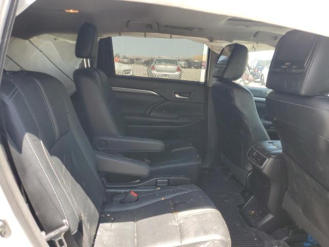 Photo 10 from auction – 2017 TOYOTA HIGHLANDER with VIN 5TDJZRFH4HS513479