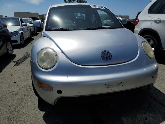 Photo 5 from auction – 1998 VOLKSWAGEN NEW BEETLE with VIN 3VWBB61C7WM034003