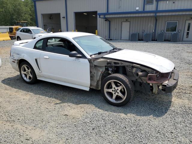 Photo 4 from auction – 2000 FORD MUSTANG with VIN 1FAFP4043YF222062