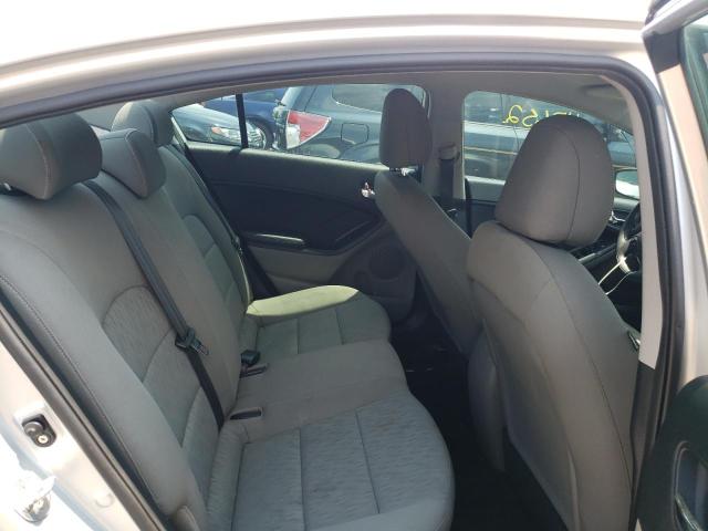 Photo 10 from auction – 2015 KIA FORTE LX with VIN KNAFK4A60F5263922