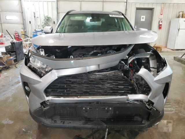 Photo 5 from auction – 2019 TOYOTA RAV4 XLE with VIN JTMP1RFV7KD514426
