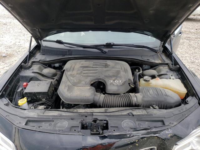 Photo 11 from auction – 2018 CHRYSLER 300 LIMITE with VIN 2C3CCAEG9JH120168