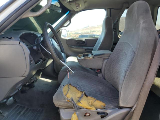Photo 7 from auction – 2000 FORD F150 with VIN 1FTRX17W1YKB34194