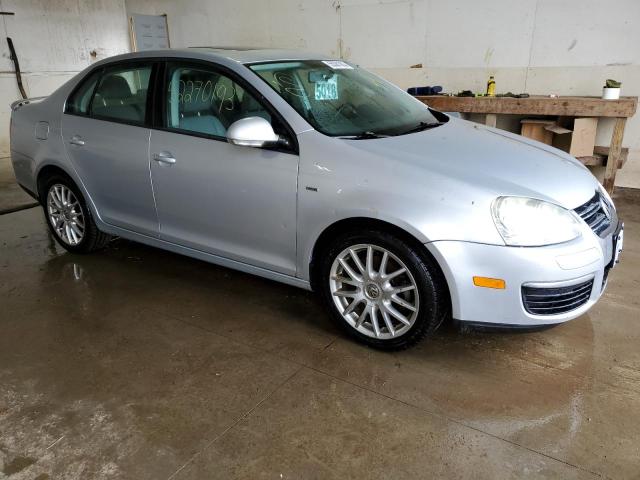 Photo 4 from auction – 2008 VOLKSWAGEN JETTA WOLF with VIN 3VWRJ71K78M173310