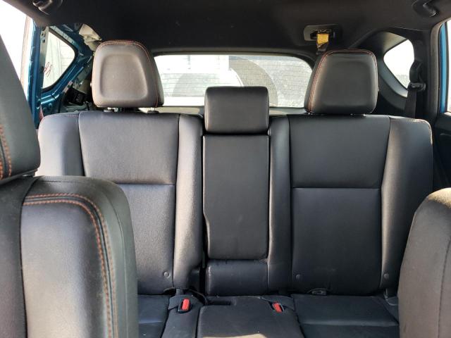 Photo 10 from auction – 2018 TOYOTA RAV4 SE with VIN JTMNFREV9JD111783