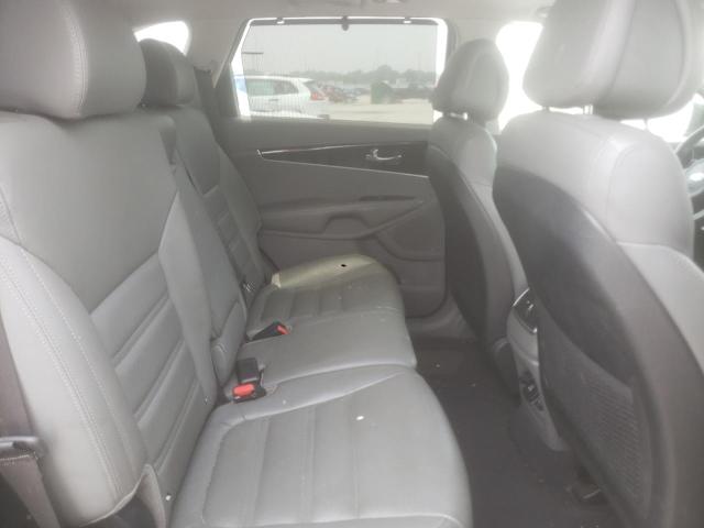 Photo 11 from auction – 2016 KIA SORENTO EX with VIN 5XYPH4A52GG184063