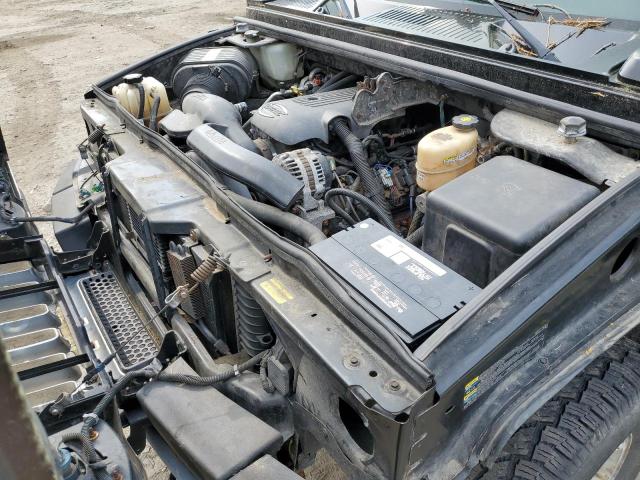 Photo 11 from auction – 2004 HUMMER H2 with VIN 5GRGN23U94H110898