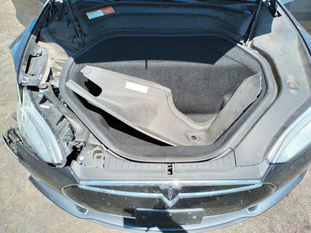 Photo 11 from auction – 2015 TESLA MODEL S 70 with VIN 5YJSA4S24FF095846