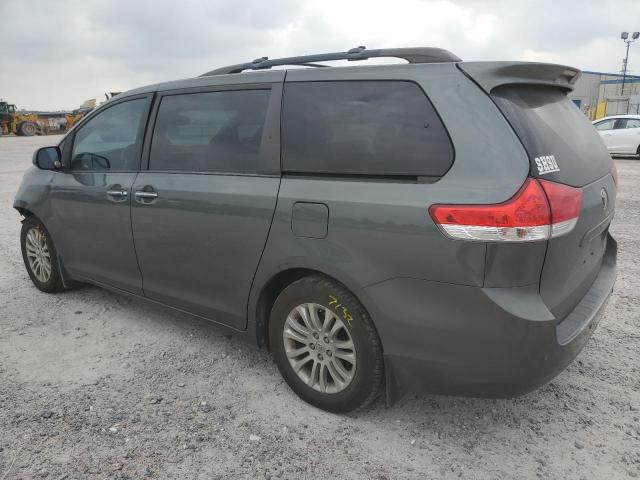 Photo 2 from auction – 2014 TOYOTA SIENNA XLE with VIN 5TDYK3DC3ES521995