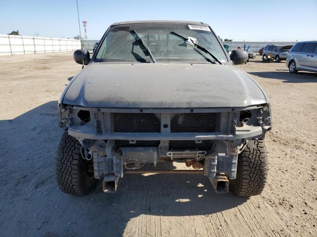 Photo 5 from auction – 2002 FORD F150 SUPER with VIN 1FTRW07L32KC45890