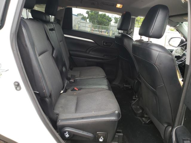 Photo 10 from auction – 2018 TOYOTA HIGHLANDER with VIN 5TDZZRFH4JS248006