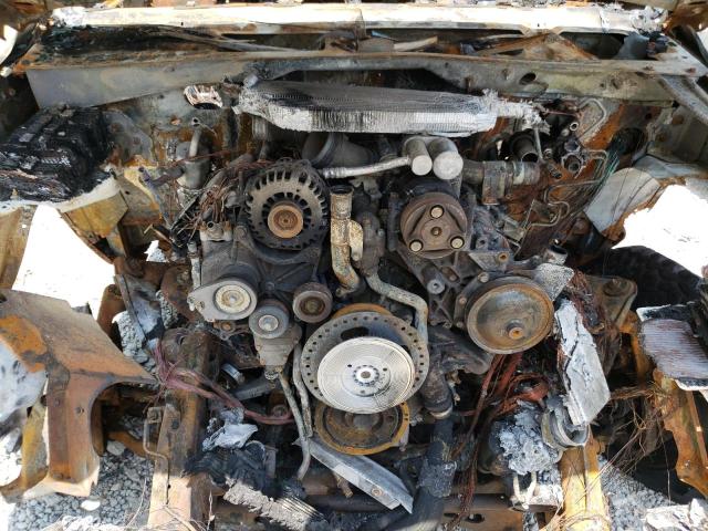 Photo 11 from auction – 2002 CHEVROLET SILVERADO with VIN 1GCHK23112F106258