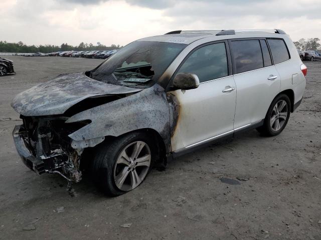 TOYOTA HIGHLANDER 2013 с VIN 5TDDK3EH3DS243963 - Фото с аукциона