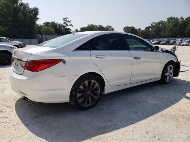 Photo 3 from auction – 2012 HYUNDAI SONATA SE with VIN 5NPEC4AC0CH331472