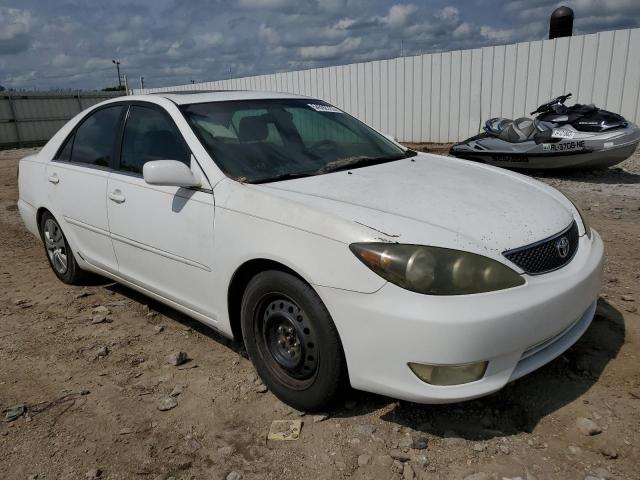Photo 4 from auction – 2005 TOYOTA CAMRY LE with VIN 4T1BE32K05U623902