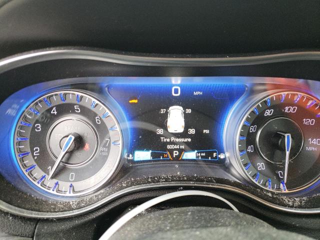 Photo 9 from auction – 2017 CHRYSLER 300 LIMITE with VIN 2C3CCARG5HH580335