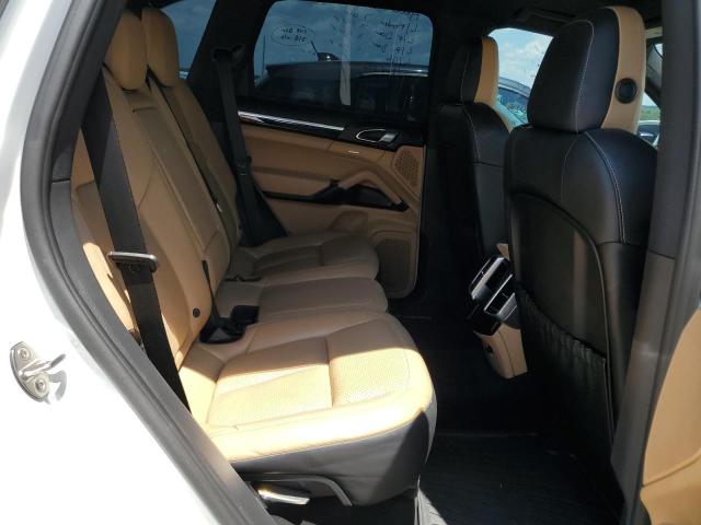 Photo 10 from auction – 2015 PORSCHE CAYENNE with VIN WP1AF2A25FLA39266