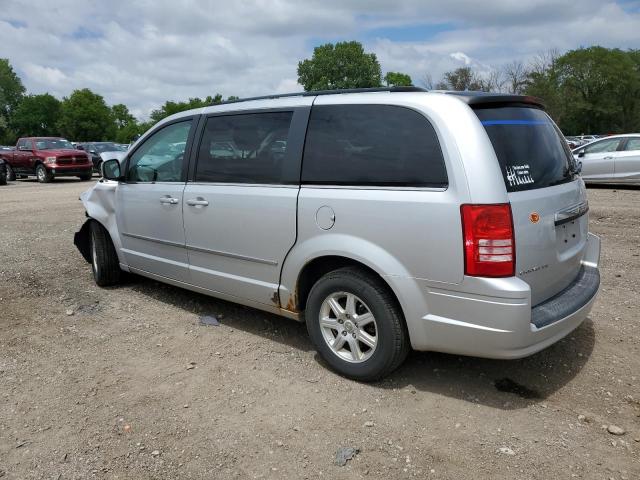 Photo 2 from auction – 2010 CHRYSLER TOWN & COU with VIN 2A4RR5D19AR236225