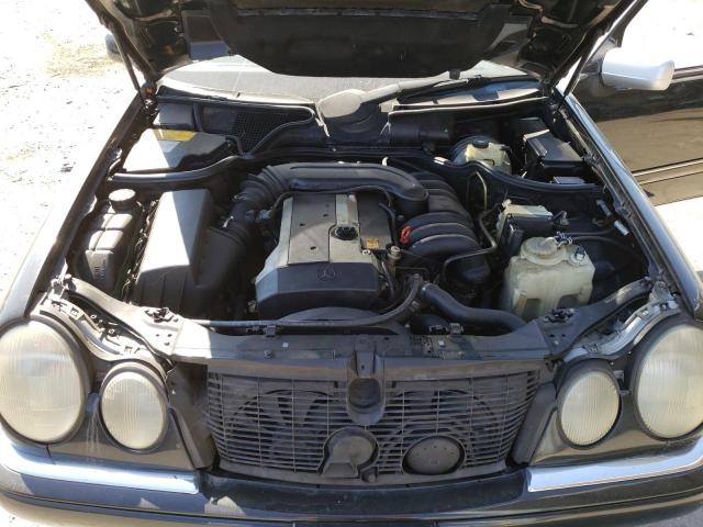 Photo 11 from auction – 1997 MERCEDES-BENZ E 320 with VIN WDBJF55F2VA310440
