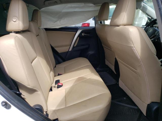 Photo 11 from auction – 2015 TOYOTA RAV4 LIMIT with VIN JTMDFREV5FD111038