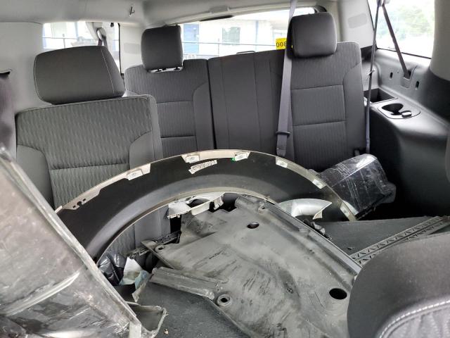 Photo 10 from auction – 2017 CHEVROLET SUBURBAN C with VIN 1GNSCGEC7HR369920