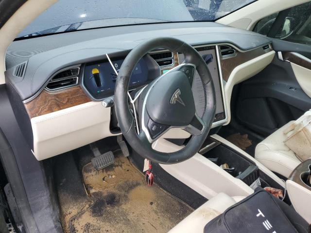 Photo 8 from auction – 2018 TESLA MODEL X with VIN 5YJXCDE23JF090531