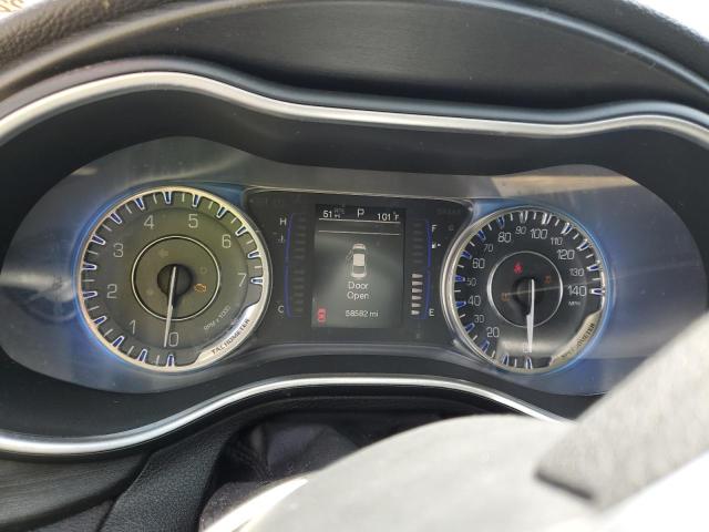 Photo 9 from auction – 2015 CHRYSLER 200 LIMITE with VIN 1C3CCCAB5FN677891