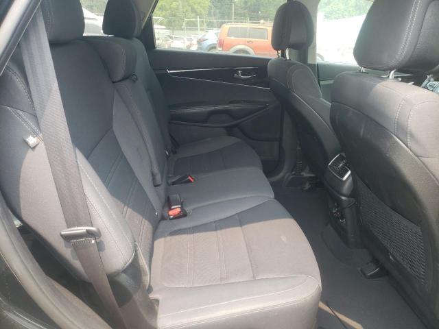 Photo 10 from auction – 2016 KIA SORENTO LX with VIN 5XYPGDA55GG138987