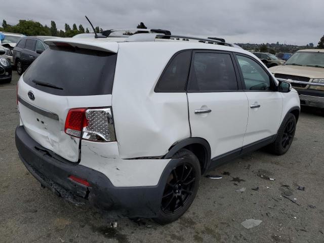 Photo 3 from auction – 2011 KIA SORENTO EX with VIN 5XYKUDA22BG146644