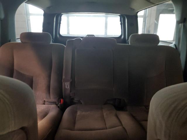 Photo 10 from auction – 2003 CHEVROLET SUBURBAN with VIN 1GNFK16Z83J275895