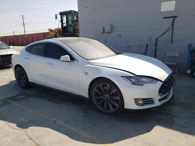Photo 4 from auction – 2016 TESLA MODEL S with VIN 5YJSA1E25GF136903