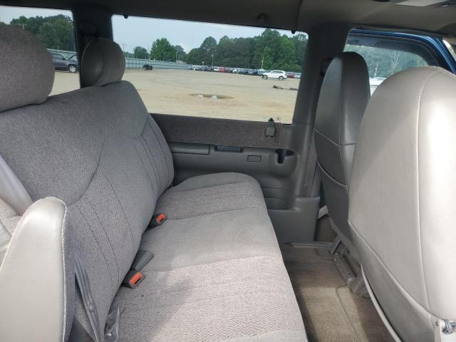 Photo 10 from auction – 2000 CHEVROLET ASTRO with VIN 1GNDM19W3YB194288