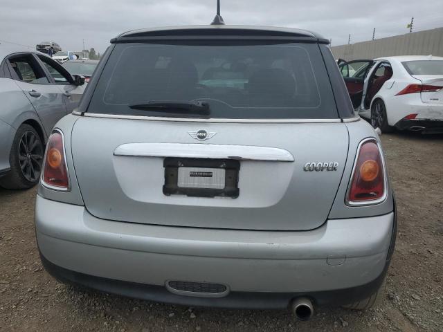Photo 6 from auction – 2007 MINI COOPER with VIN WMWMF33507TT58309