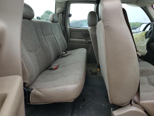 Photo 10 from auction – 2004 CHEVROLET SILVERADO with VIN 1GCGC29U64E385788