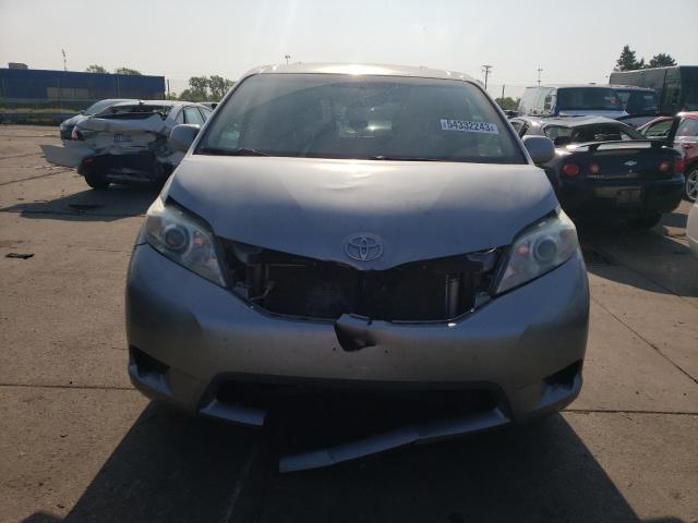 Photo 5 from auction – 2011 TOYOTA SIENNA LE with VIN 5TDKK3DC1BS135142