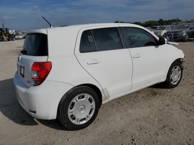 Photo 3 from auction – 2010 TOYOTA SCION XD with VIN JTKKU4B41AJ050673