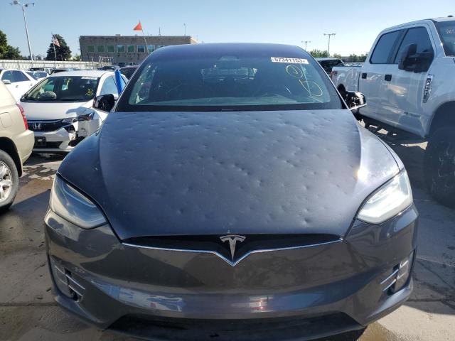 Photo 5 from auction – 2017 TESLA MODEL X with VIN 5YJXCDE47HF051680