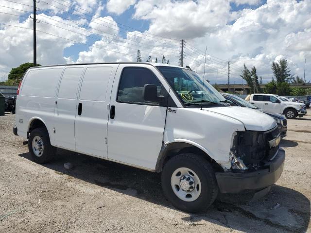 Photo 4 from auction – 2018 CHEVROLET EXPRESS G2 with VIN 1GCWGAFG8J1340265