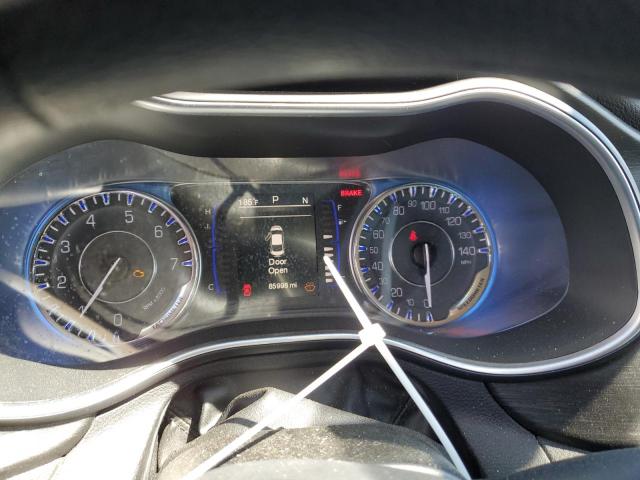 Photo 9 from auction – 2015 CHRYSLER 200 LIMITE with VIN 1C3CCCAB4FN699722