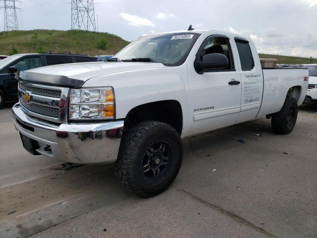 CHEVROLET SILVERADO 2013 with VIN 1GCRKSE03DZ156329 - Photo from auction