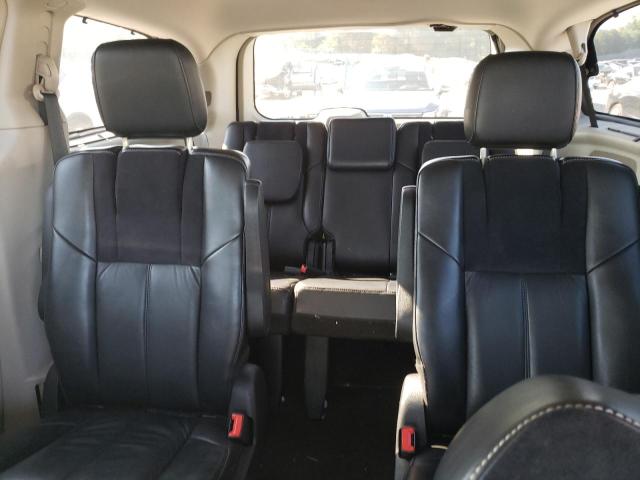Photo 10 from auction – 2013 CHRYSLER TOWN & COU with VIN 2C4RC1GG2DR662312