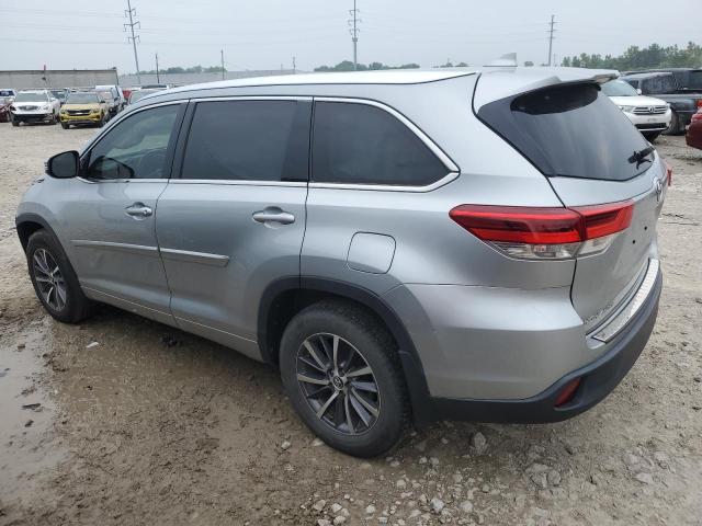 Photo 2 from auction – 2018 TOYOTA HIGHLANDER with VIN 5TDJZRFH3JS886504